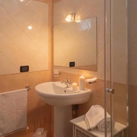 Apartment Stylish Le Fontane 2 Bedroom 6 Persons Plus Child Bed No 2511 Villasimius