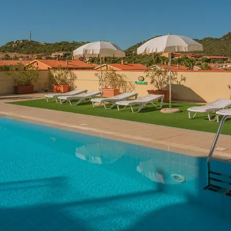Apartment Stylish Le Fontane 2 Bedroom 6 Persons Plus Child Bed No 2511 *